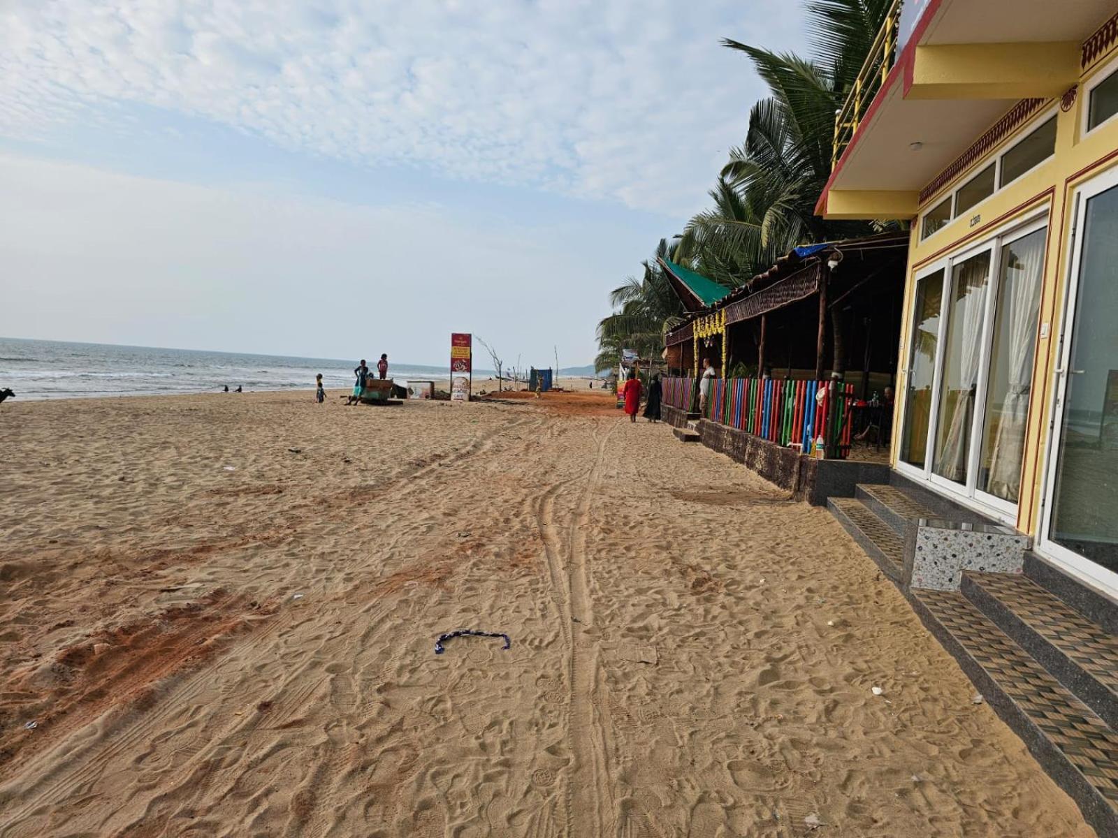 Livin Waves Beach Stay And Cafe Gokarna  Luaran gambar